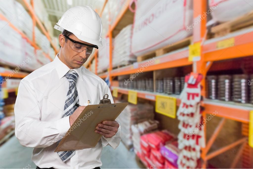 Qualitäts- und Sicherheitscheck auf der Baustelle
